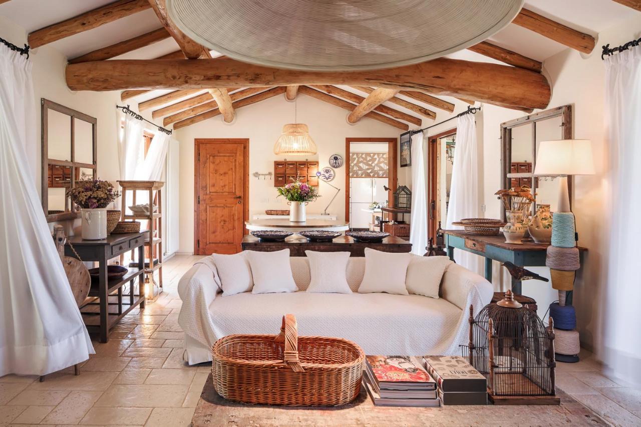Bed and Breakfast Albero Capovolto Гольфо-Аранчи Экстерьер фото