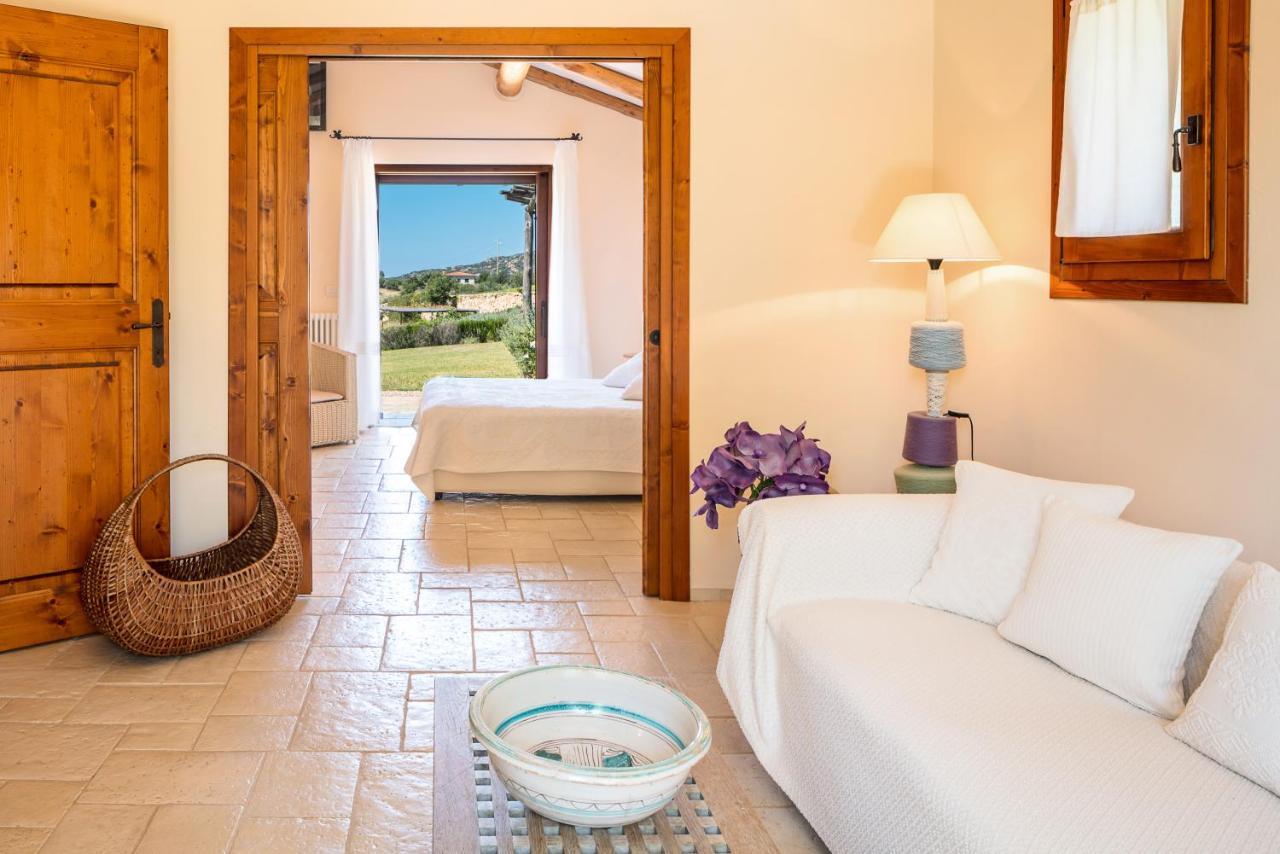 Bed and Breakfast Albero Capovolto Гольфо-Аранчи Экстерьер фото